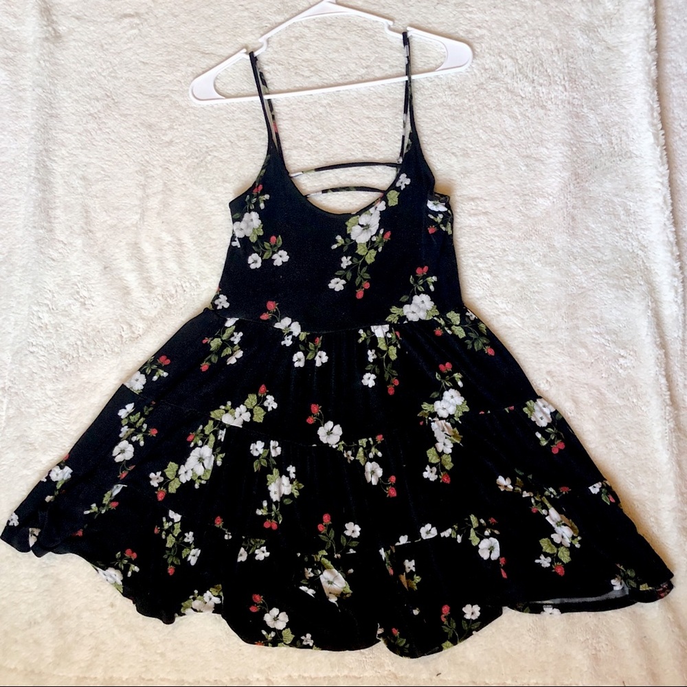 Forever 21 Floral spaghetti strap open back dress
